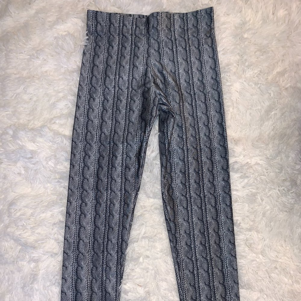 Zara Terez Graphic Cardigan Leggings